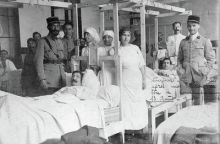 image: Infirmières, notre histoire