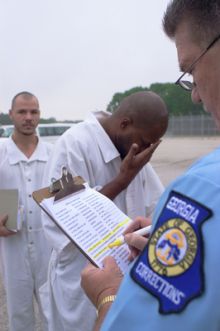 image: L'enfer carcéral