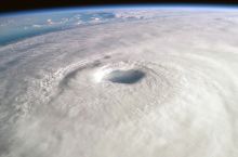 La Terre en mouvements - Trois éléments pour une planète image: La Terre en mouvements - Trois éléments pour une planète