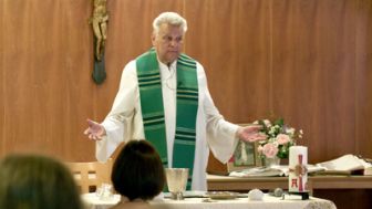 image: Célibat des prêtres, le calvaire de l'Église