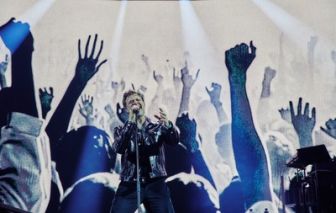 image: David Hallyday, requiem pour un fou