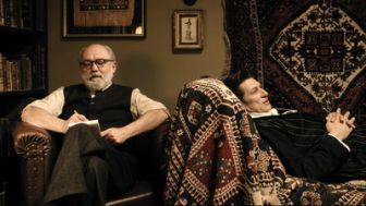image: Der Vampir auf der Couch