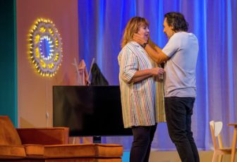 image: Je préfère qu'on reste ensemble