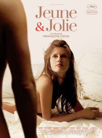 image: Jeune et jolie