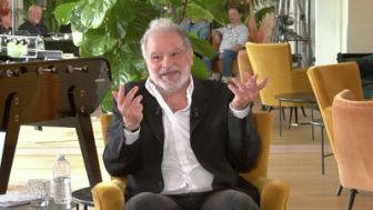 image: Les coulisses des interwiews de Raphaël Mezrahi