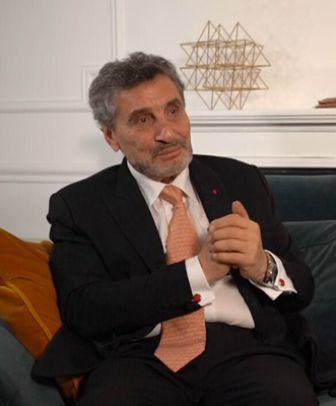 image: Les nouveaux Français, 100 ans d'immigration