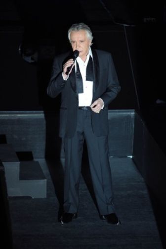 image: Michel Sardou : «Je me souviens d'un adieu»