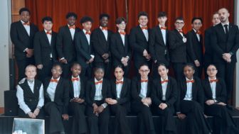 image: À votre service